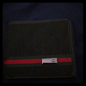 Gucci wallet
